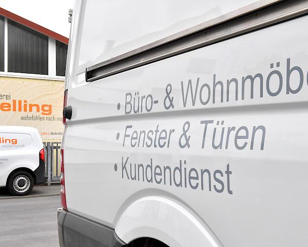 Kundendienstfahrzeug der Tischlerei Welling in Göttingen