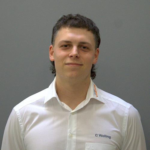 Tischler Simon Holz von der Tischlerei Welling in Goettingen